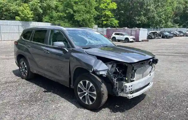 5TDKDRAH4PS049134 2023 TOYOTA HIGHLANDER-0