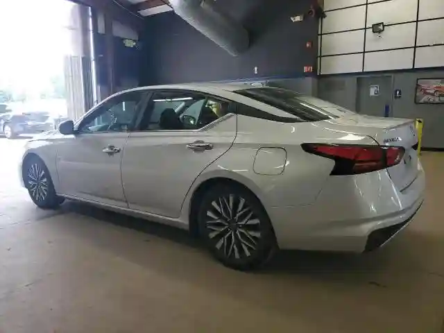 1N4BL4DV7PN386979 2023 NISSAN ALTIMA-1