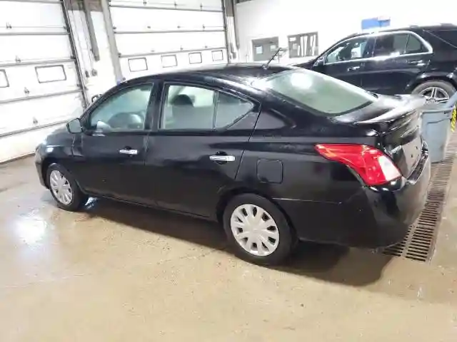 3N1CN7AP1JL856062 2018 NISSAN VERSA-1