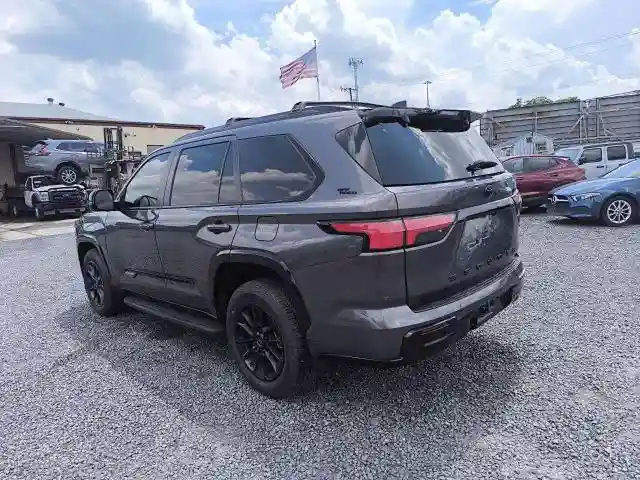 7SVAAABA4RX029430 2024 TOYOTA SEQUOIA-1