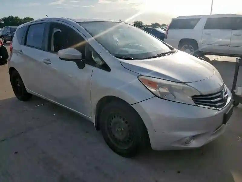 3N1CE2CP5FL399117 2015 NISSAN VERSA-3