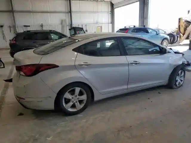 5NPDH4AE2GH703382 2016 HYUNDAI ELANTRA-2