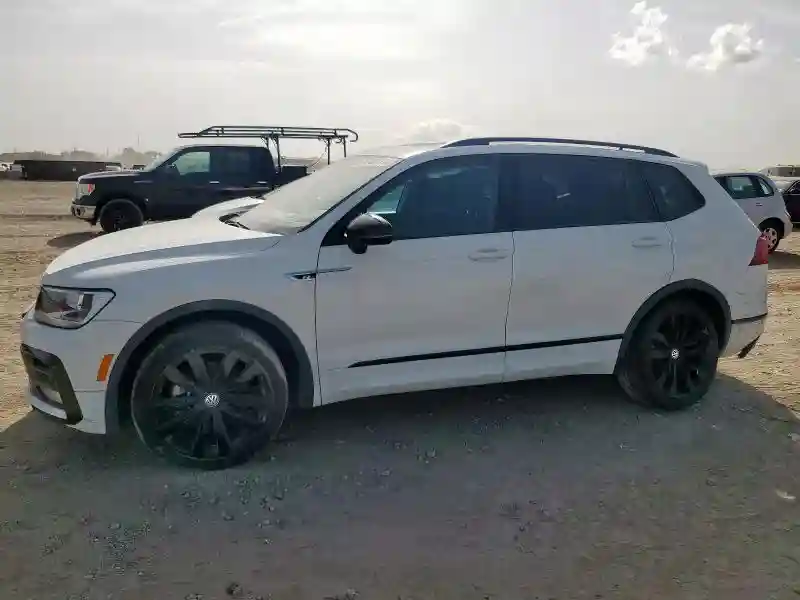 3VV3B7AX9MM003432 2021 VOLKSWAGEN TIGUAN-0