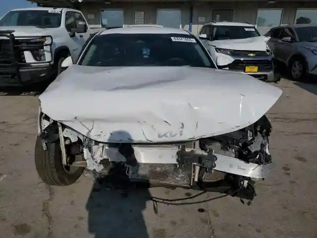 5XXG24J24NG107350 2022 KIA K5-4