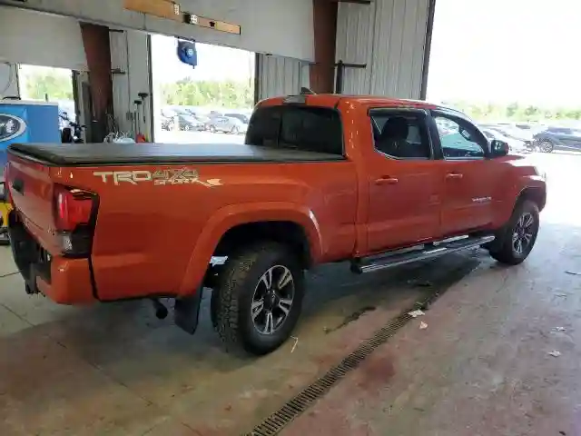 5TFDZ5BN8JX029204 2018 TOYOTA TACOMA-2