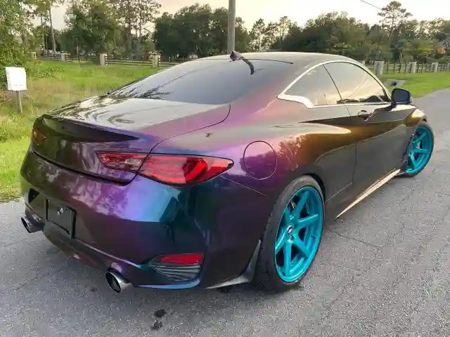 JN1EV7EL8JM392824 2018 INFINITI Q60-3