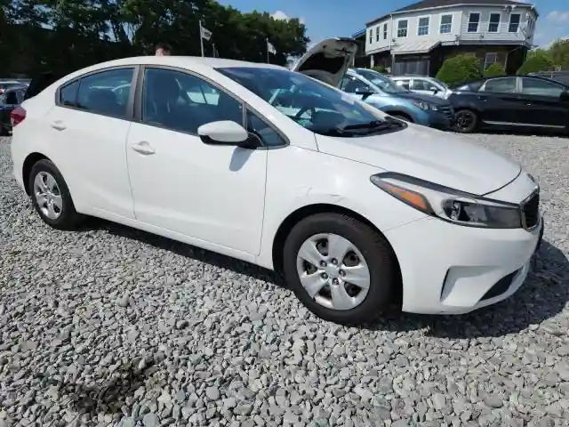 3KPFK4A70HE011896 2017 KIA FORTE-3