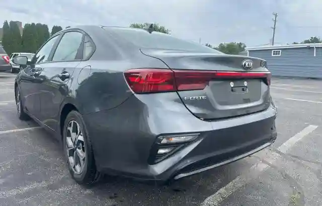3KPF24AD8LE223721 2020 KIA FORTE-2