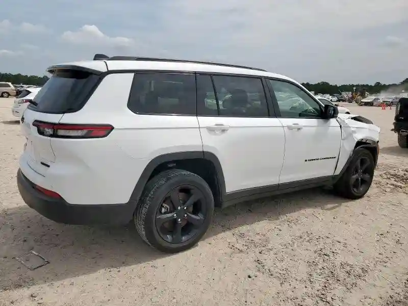 1C4RJKBG7P8736049 2023 JEEP GRAND CHEROKEE-2