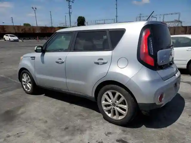 KNDJP3A54J7594757 2018 KIA SOUL-1