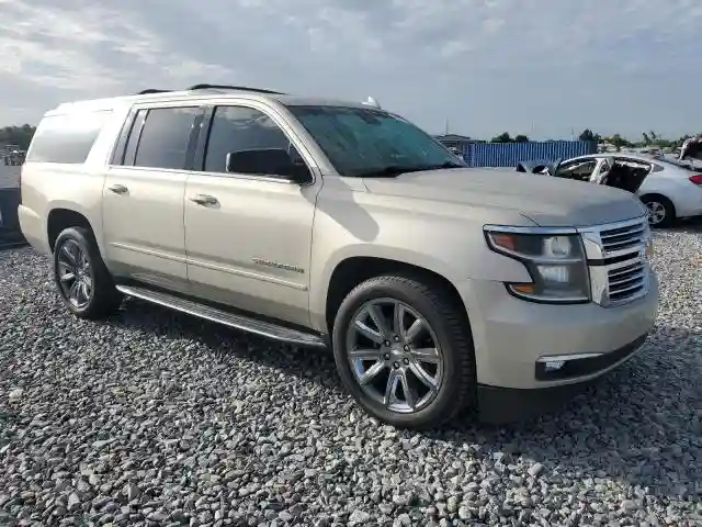 1GNSCJKC6HR352723 2017 CHEVROLET SUBURBAN-3