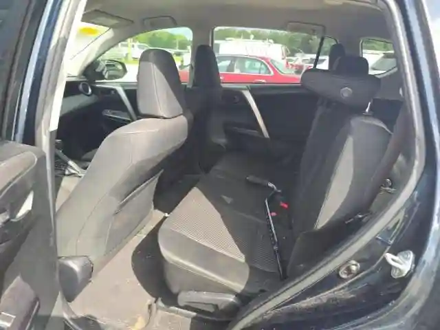 JTMZFREV7HJ117398 2017 TOYOTA RAV4-5