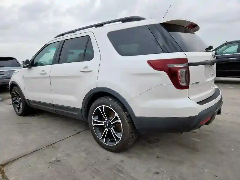 1FM5K8GT8FGB32918 2015 FORD EXPLORER-1