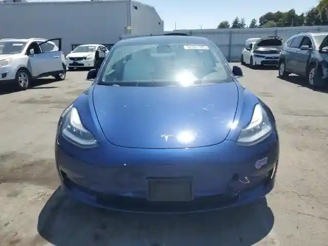5YJ3E1EB6KF450528 2019 TESLA MODEL 3-4