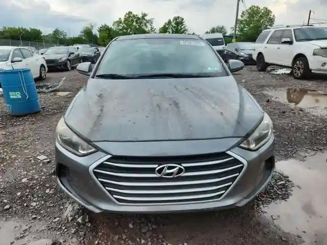KMHD84LF3HU189793 2017 HYUNDAI ELANTRA-4