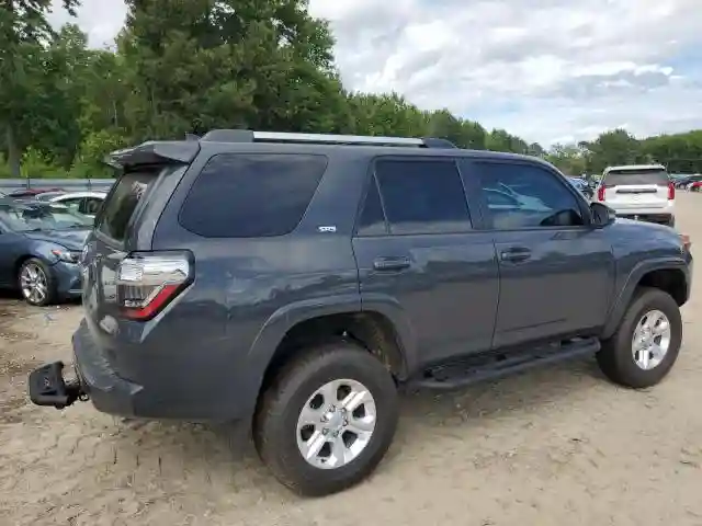 JTENU5JR7R6266724 2024 TOYOTA 4RUNNER-2