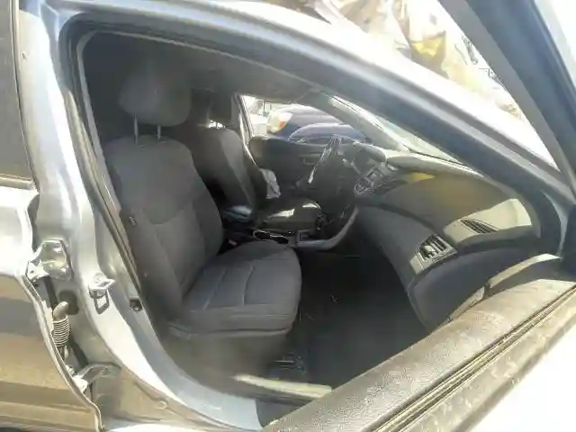 KMHDH4AEXGU542958 2016 HYUNDAI ELANTRA-4