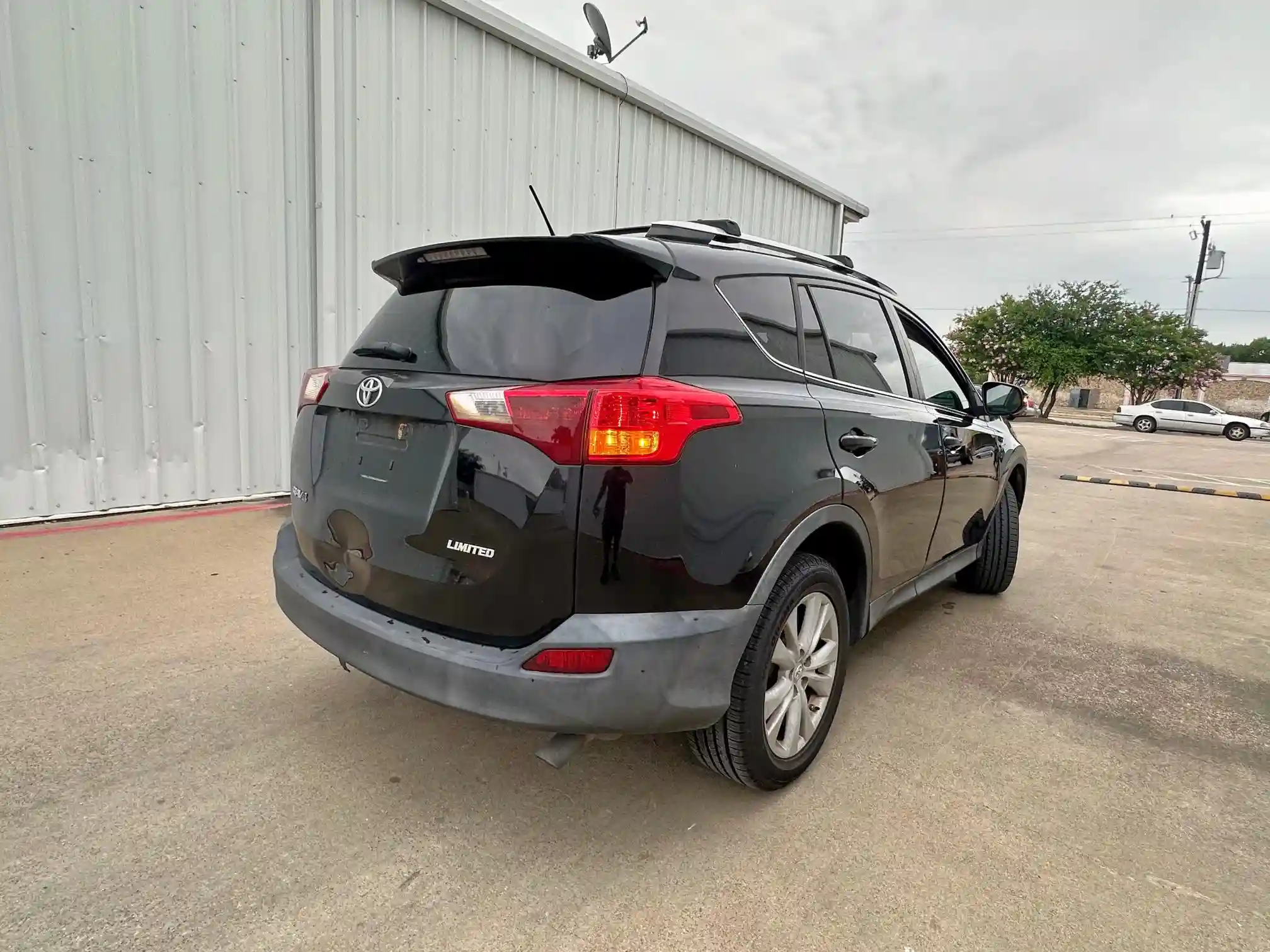 2T3YFREV1FW153064 2015 TOYOTA RAV4-3
