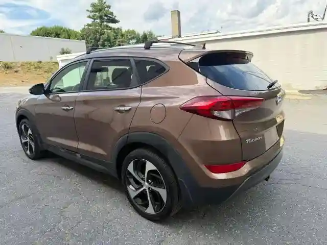 KM8J33A29GU030237 2016 HYUNDAI TUCSON-2