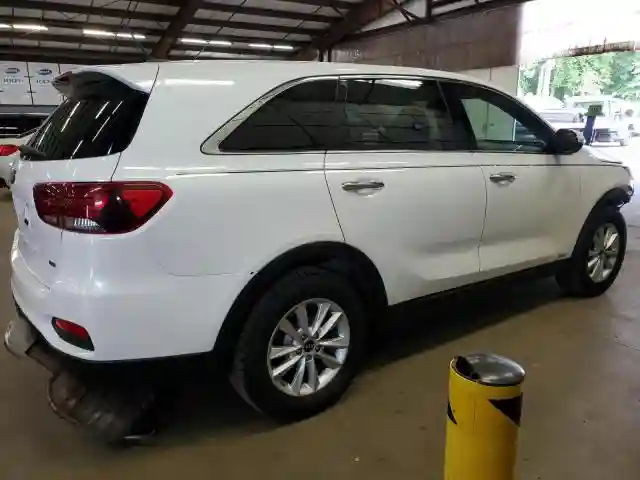 5XYPGDA34KG574575 2019 KIA SORENTO-2