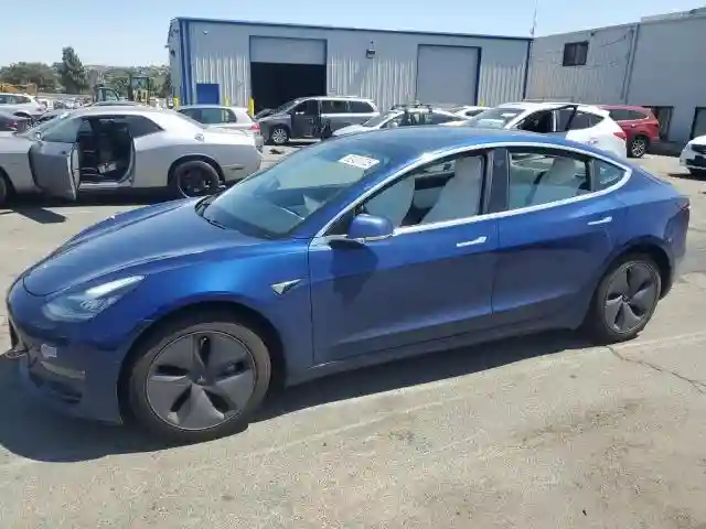 5YJ3E1EB6KF450528 2019 TESLA MODEL 3-0