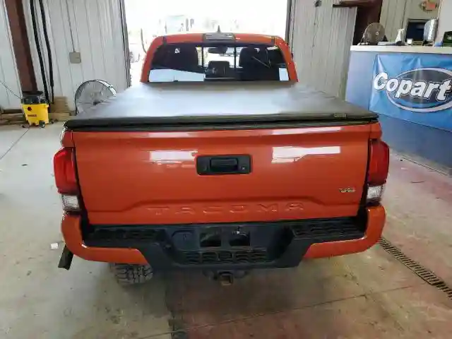 5TFDZ5BN8JX029204 2018 TOYOTA TACOMA-5