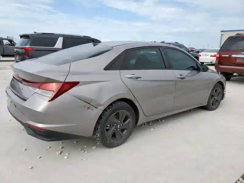 KMHLS4AG5NU248198 2022 HYUNDAI ELANTRA-2