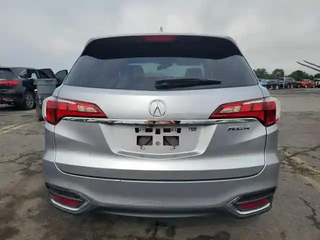 5J8TB3H32JL015138 2018 ACURA RDX-5