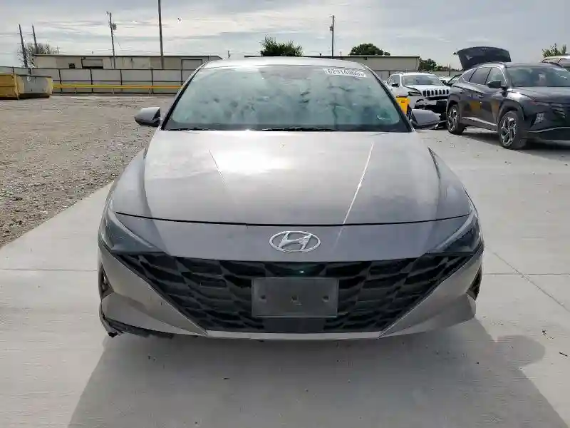 KMHLS4AG5NU248198 2022 HYUNDAI ELANTRA-4