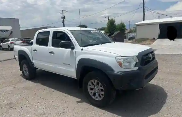 3TMLU4EN9FM191419 2015 TOYOTA TACOMA-0