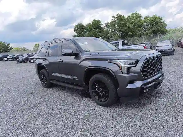 7SVAAABA4RX029430 2024 TOYOTA SEQUOIA-2