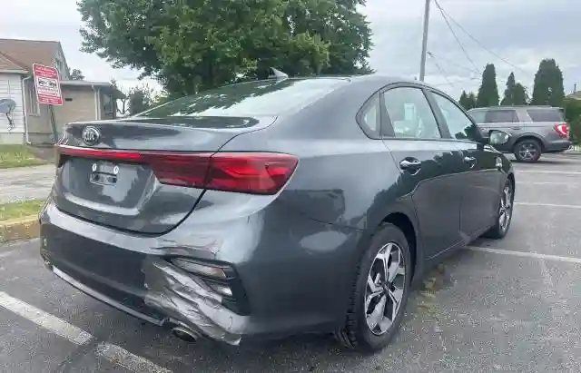 3KPF24AD8LE223721 2020 KIA FORTE-3