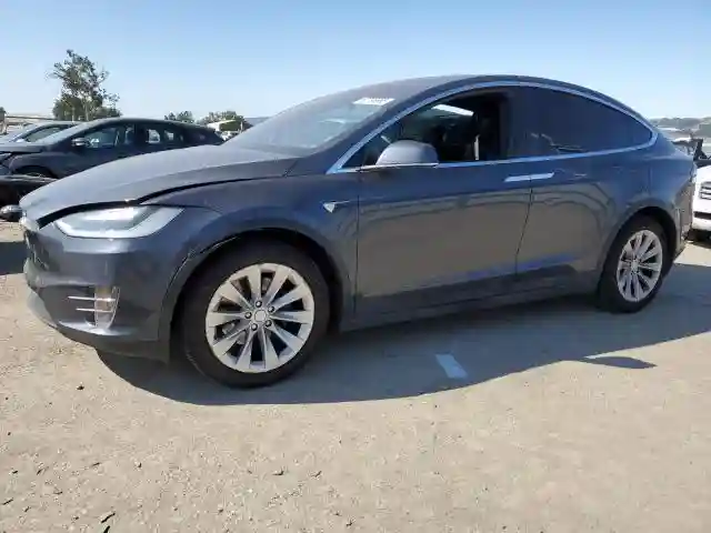5YJXCBE21GF027716 2016 TESLA MODEL X-0
