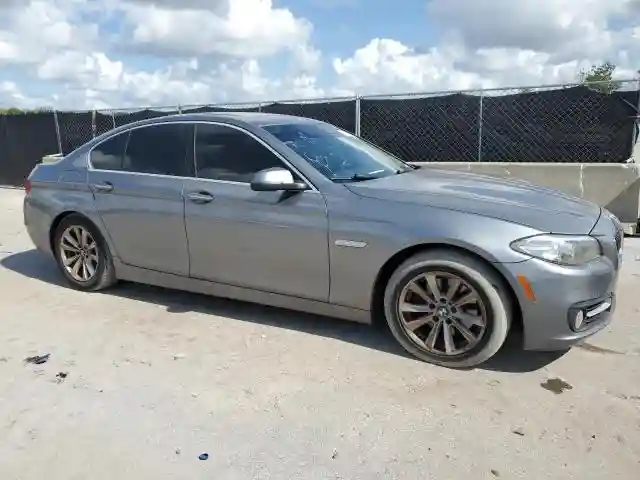 WBA5A5C50GD528077 2016 BMW 5 SERIES-3