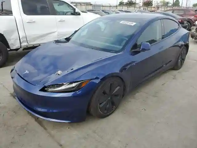 5YJ3E1EA3RF746320 2024 TESLA MODEL 3-0