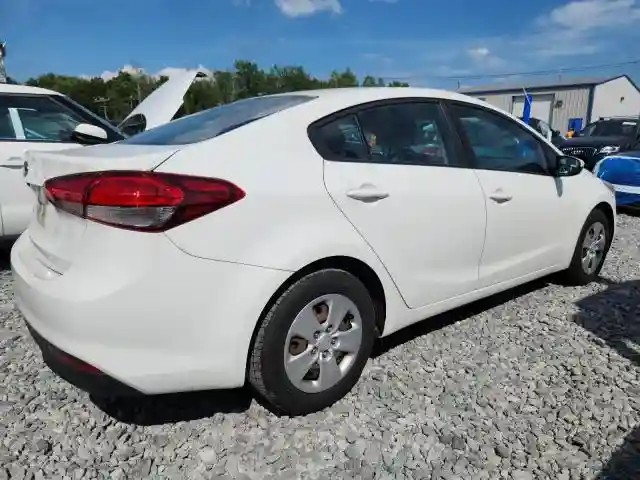 3KPFK4A70HE011896 2017 KIA FORTE-2