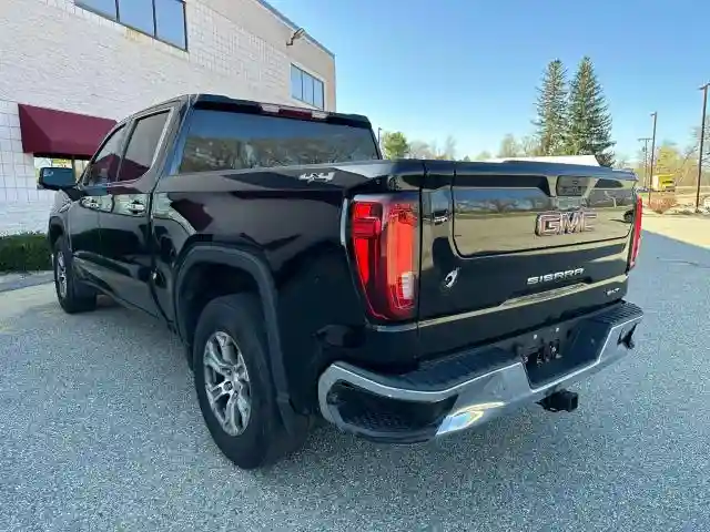 3GTU9DED6NG150613 2022 GMC SIERRA-2