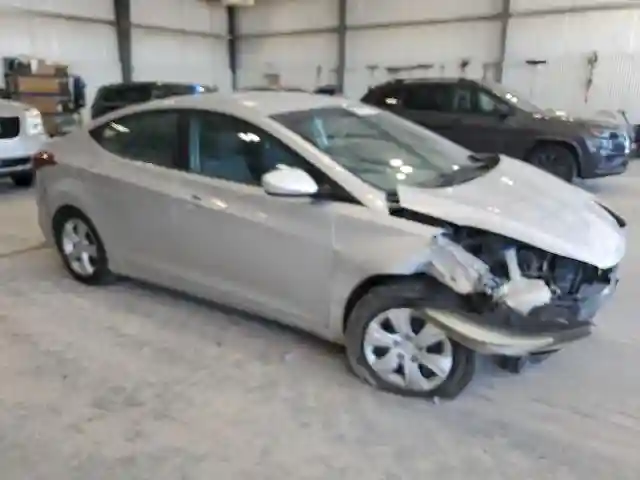 5NPDH4AE2GH703382 2016 HYUNDAI ELANTRA-3