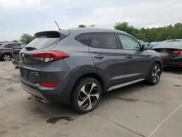 KM8J3CA22HU463514 2017 HYUNDAI TUCSON-2