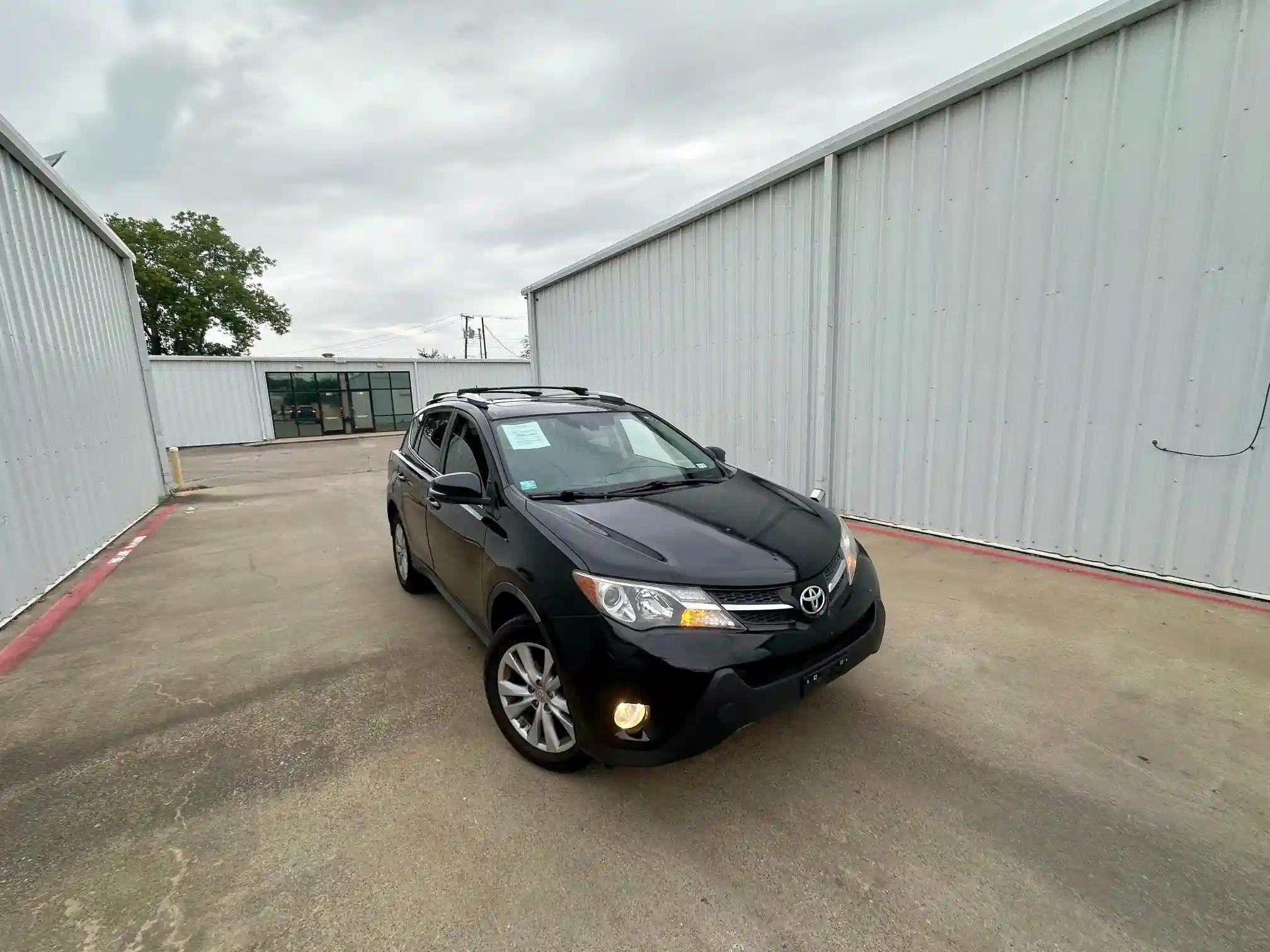 2T3YFREV1FW153064 2015 TOYOTA RAV4-0