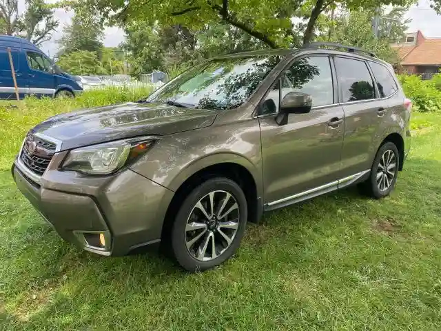 JF2SJGWC9HH402713 2017 SUBARU FORESTER-1