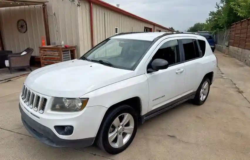 1C4NJCBA3GD568160 2016 JEEP COMPASS-1