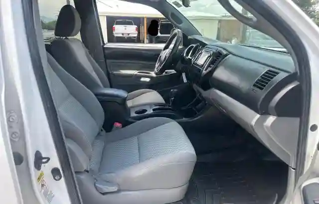 3TMLU4EN9FM191419 2015 TOYOTA TACOMA-4