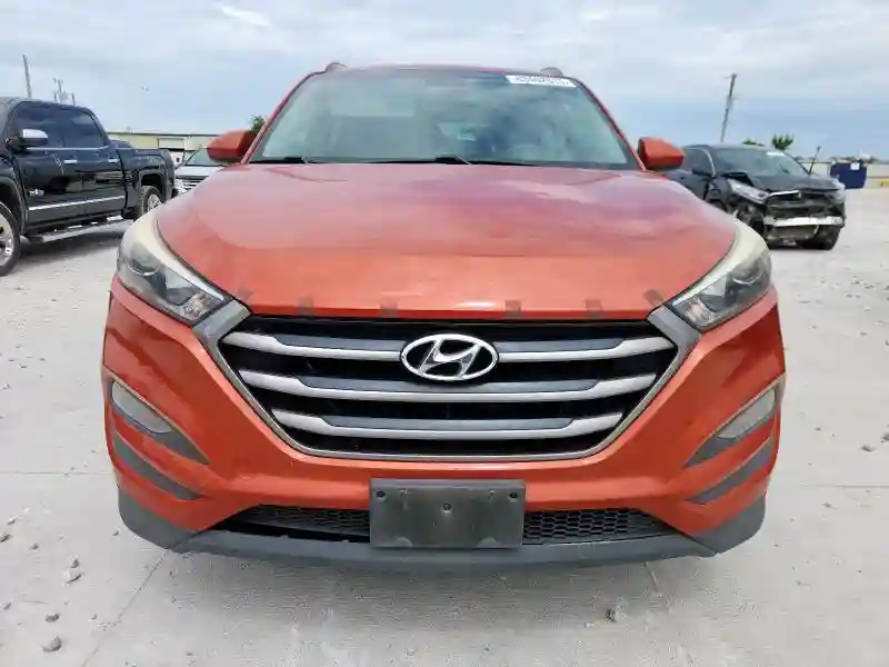 KM8J33A47GU109892 2016 HYUNDAI TUCSON-4