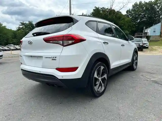 KM8J3CA25GU141190 2016 HYUNDAI TUCSON-2