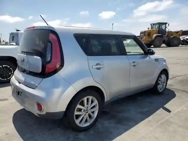 KNDJP3A54J7594757 2018 KIA SOUL-2