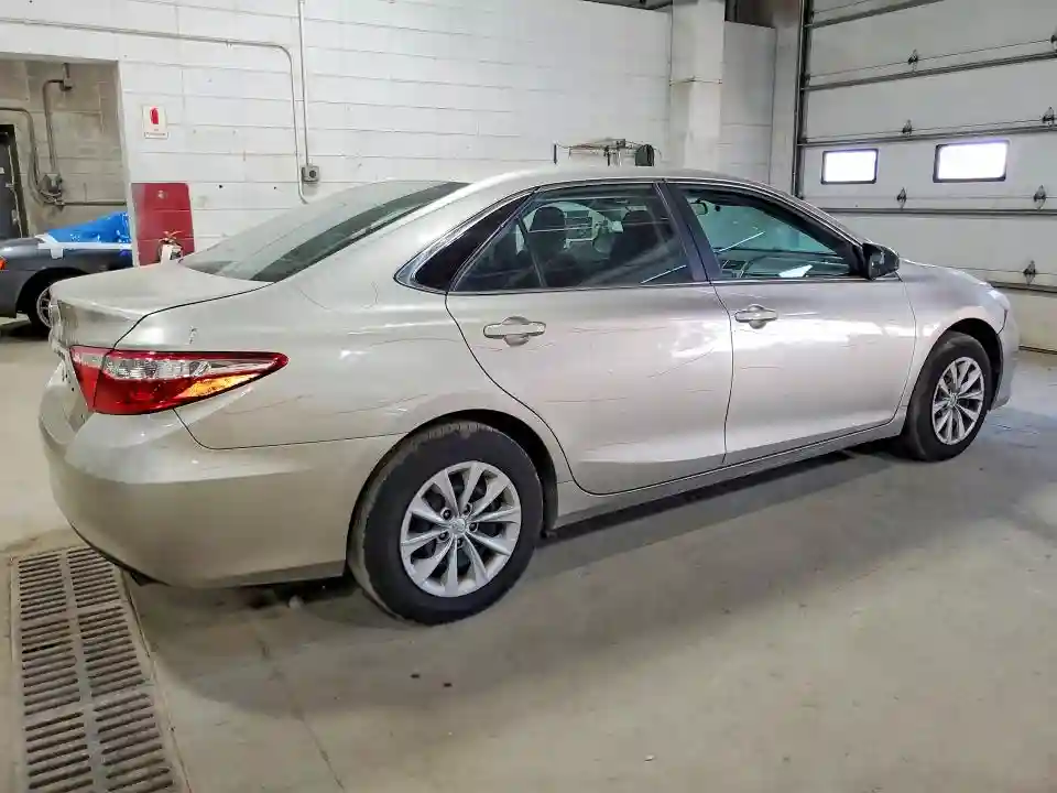 4T4BF1FKXGR523522 2016 TOYOTA CAMRY-2