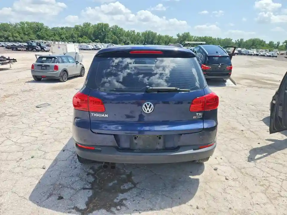WVGBV7AX2GW576299 2016 VOLKSWAGEN TIGUAN-5