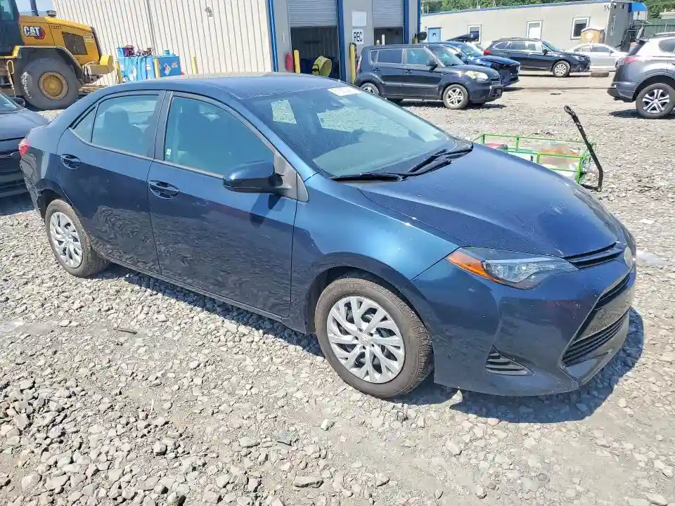 5YFBURHE6KP944007 2019 TOYOTA COROLLA-3