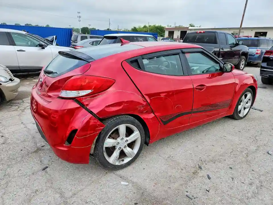 KMHTC6AD3FU224577 2015 HYUNDAI VELOSTER-2